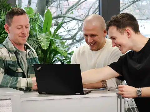 Granzow Dienstleistungen - Mit langjähriger Erfahrung und einem engagierten Team bieten wir Ihnen maßgeschneiderte Lösungen für Ihre Elektroprojekte. Von der Planung bis zur Umsetzung stehen wir Ihnen zur Seite und garantieren höchste Qualität und Zuverlässigkeit. Vertrauen Sie auf unseren Service und erleben Sie, wie einfach es sein kann, Projekte erfolgreich abzuschließen.